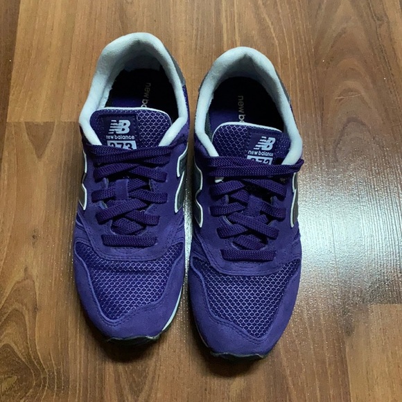 6 Hr. Sale New Balance 373 Purple Sneakers - Picture 5 of 13